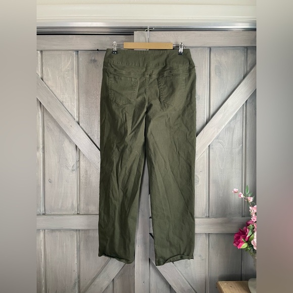 Chadwick’s Women’s Pull on Pant Forest Green stretchy Size 12‎ - Picture 2 of 3